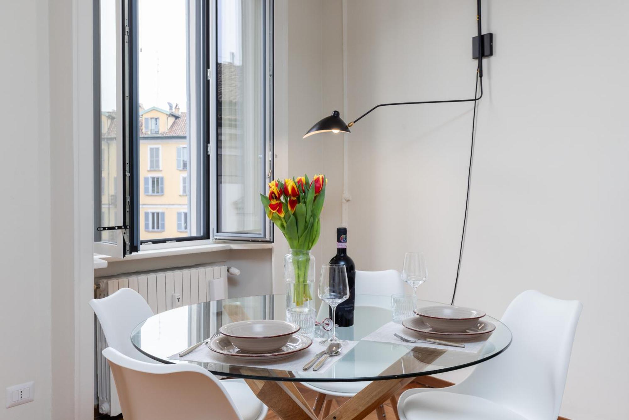Living Uniqc Apartment - Duomo Milán Exteriér fotografie